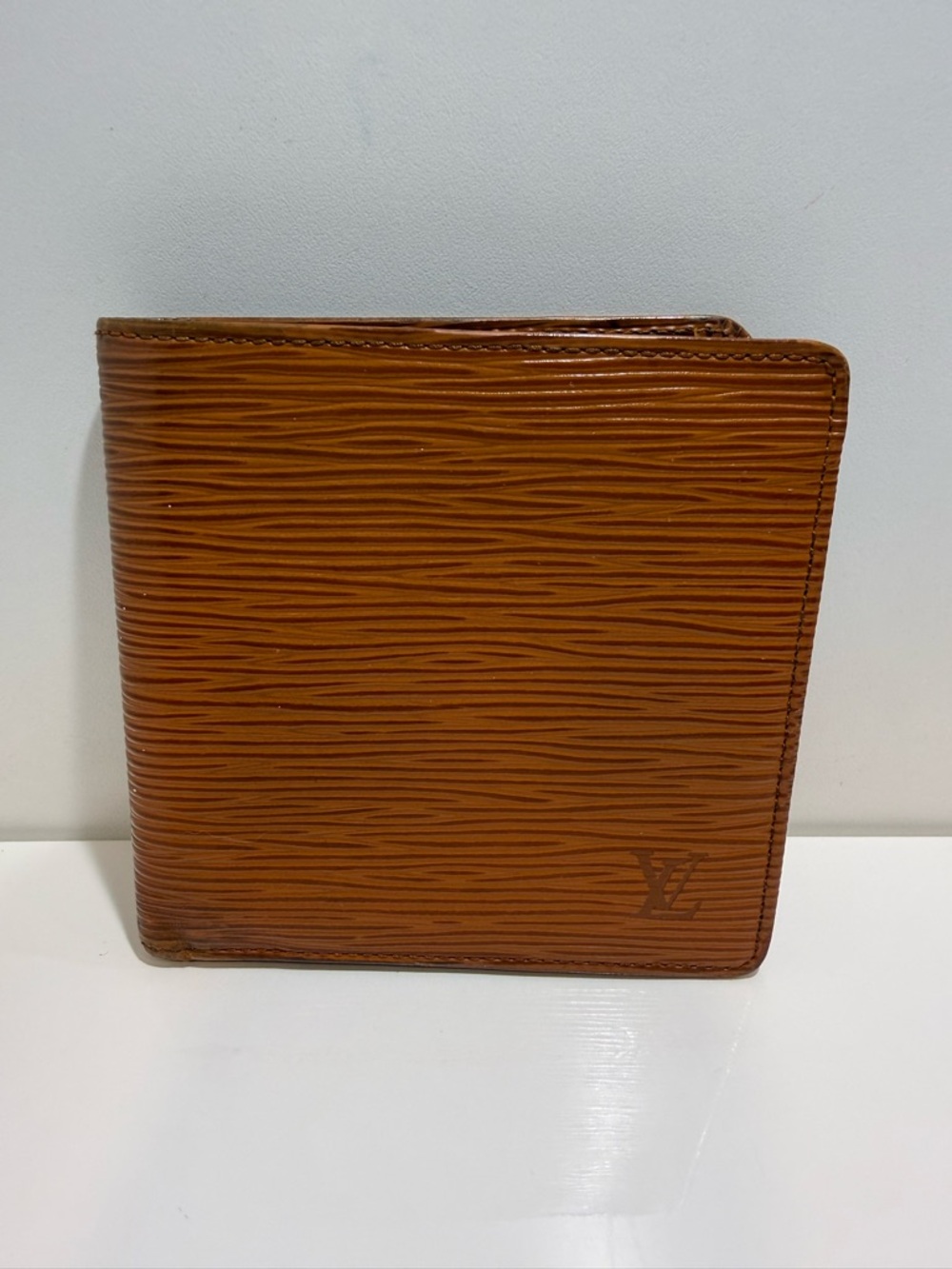 Louis Vuitton Tan Epi Leather Men's Wallet